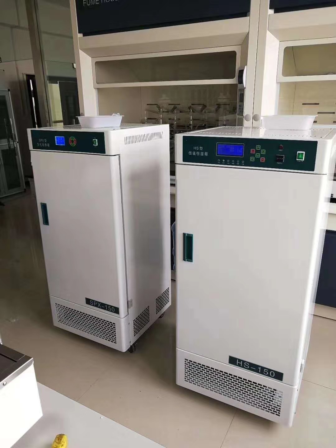 Laboratory Constant Temperature Incubators with Digital ...